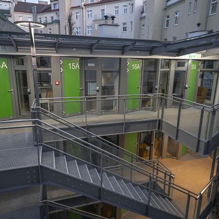 Smart Nano Living - Wien Hauptbahnhof - Self Check-In Viena Exterior foto